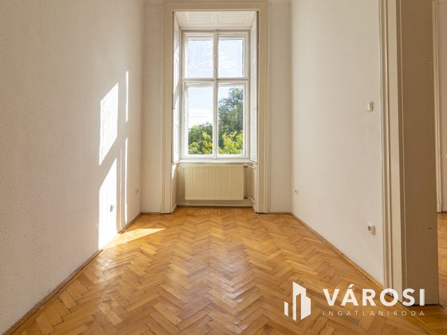 Az 5. kerületben az óriáskeréknél 66 m2-es lakás kiadó!