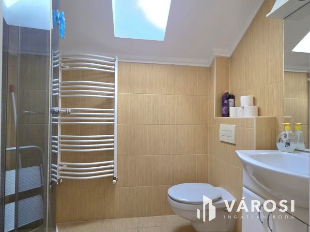 Családi ház és apartmanház a fürdő közelében-Hajdúszoboszló
